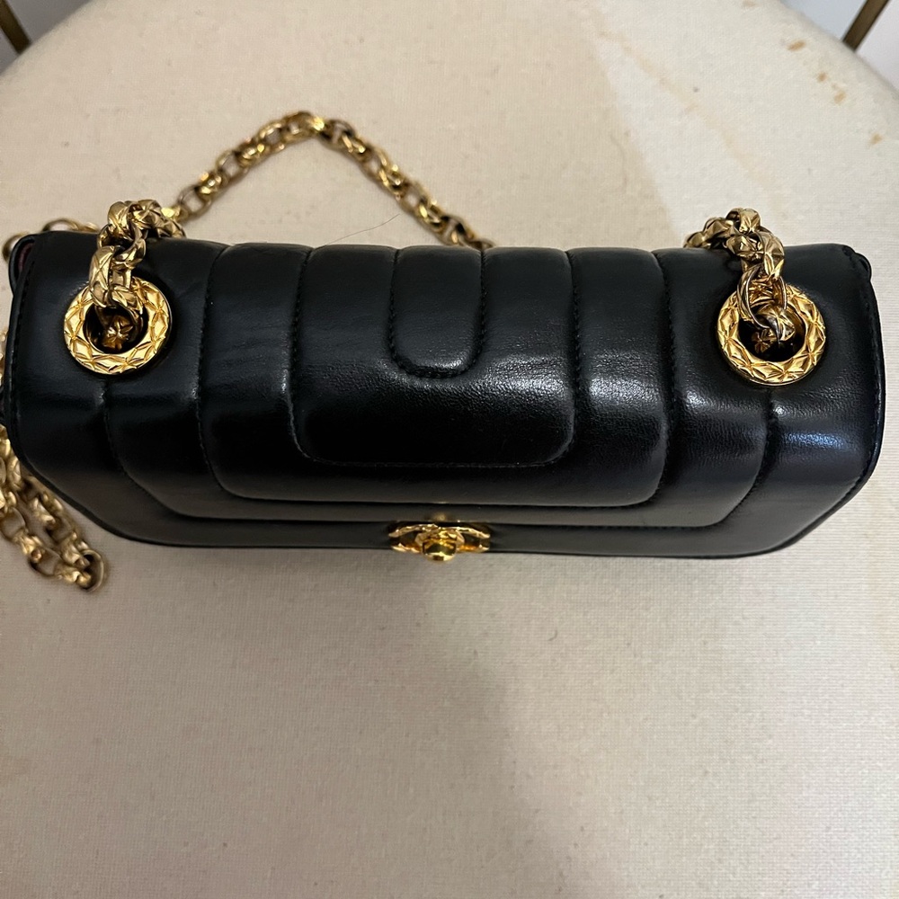 Chanel  Bag - Picture 4 of 12